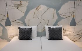 Katerina Roza Studios - Heartfelt Hospitality In The City